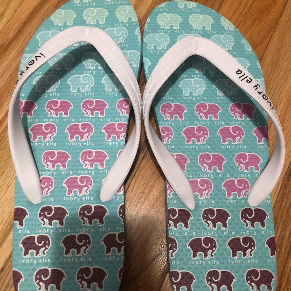 IVORY ELLA — FLIP FLOP SUMMER SANDALS, BRAND NEW, SIZE US 8-9
